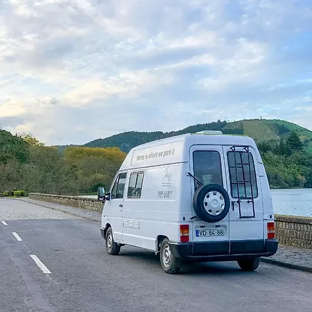 Kamp alanı Free Spirit Campervan